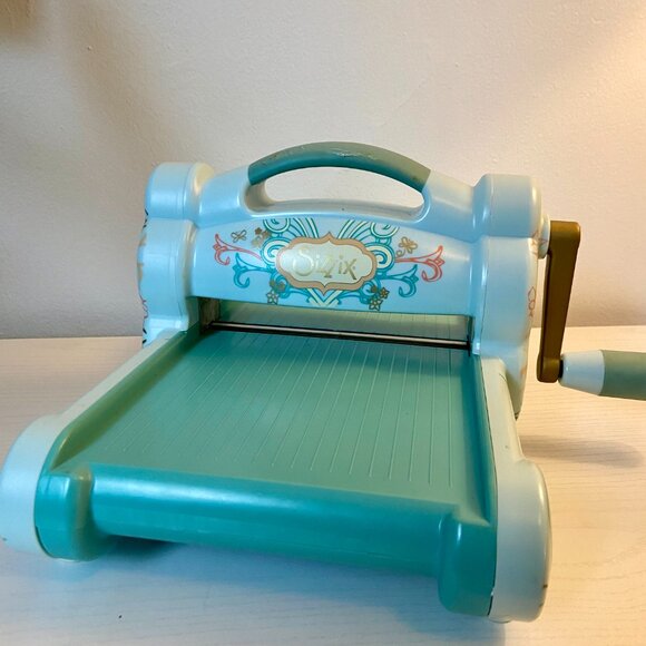 Sizzix BIG SHOT Die Cutting Machine cutting pads extended multipurpose platform - Picture 9 of 15